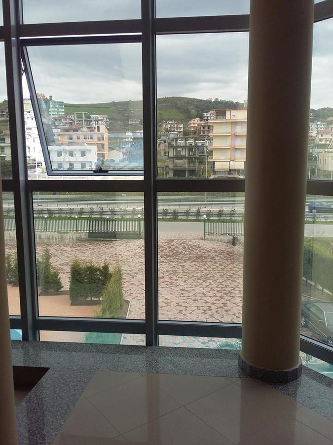 Blue Sky Hotel Голем Екстериор снимка