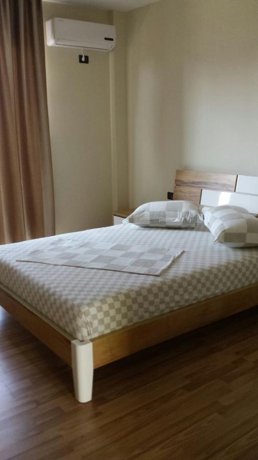 Blue Sky Hotel Голем Екстериор снимка