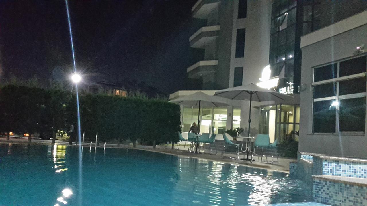Blue Sky Hotel Голем Екстериор снимка